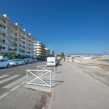 Lejlighed Cute Beachfront In The District Of Salis,
